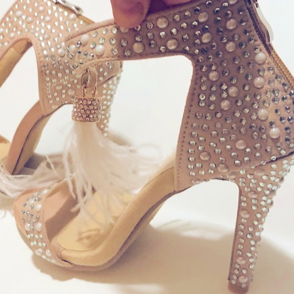 Feather & Bling Heels - New - Picture 2 of 7